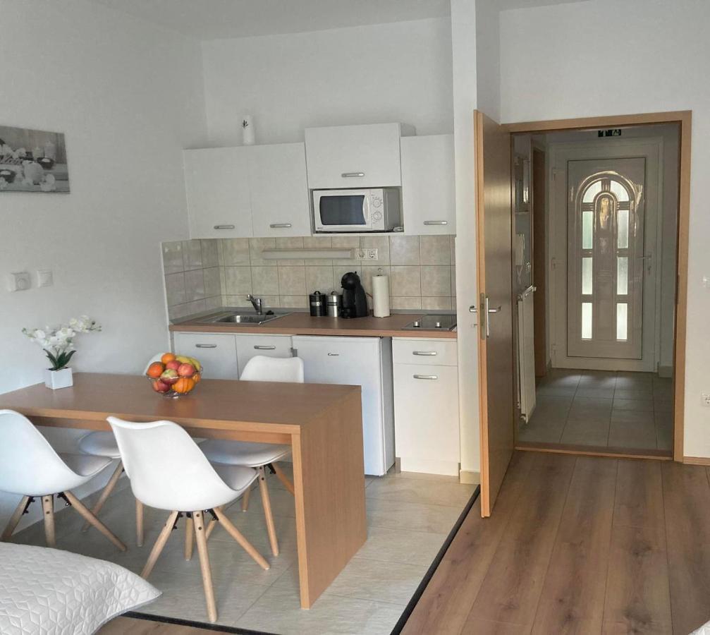 Jade Apartman Heviz Exterior photo